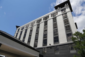 doubletree by hilton boston logan airport chelsea