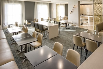 doubletree by hilton boston logan airport chelsea