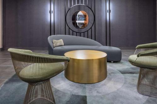 doubletree by hilton boston logan airport chelsea