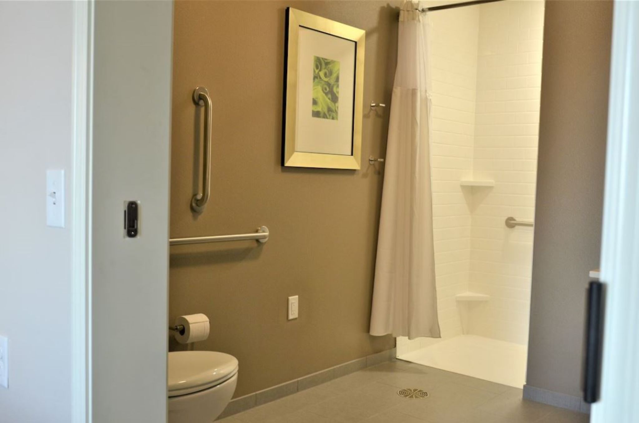staybridge suites savannah historic district by ihg