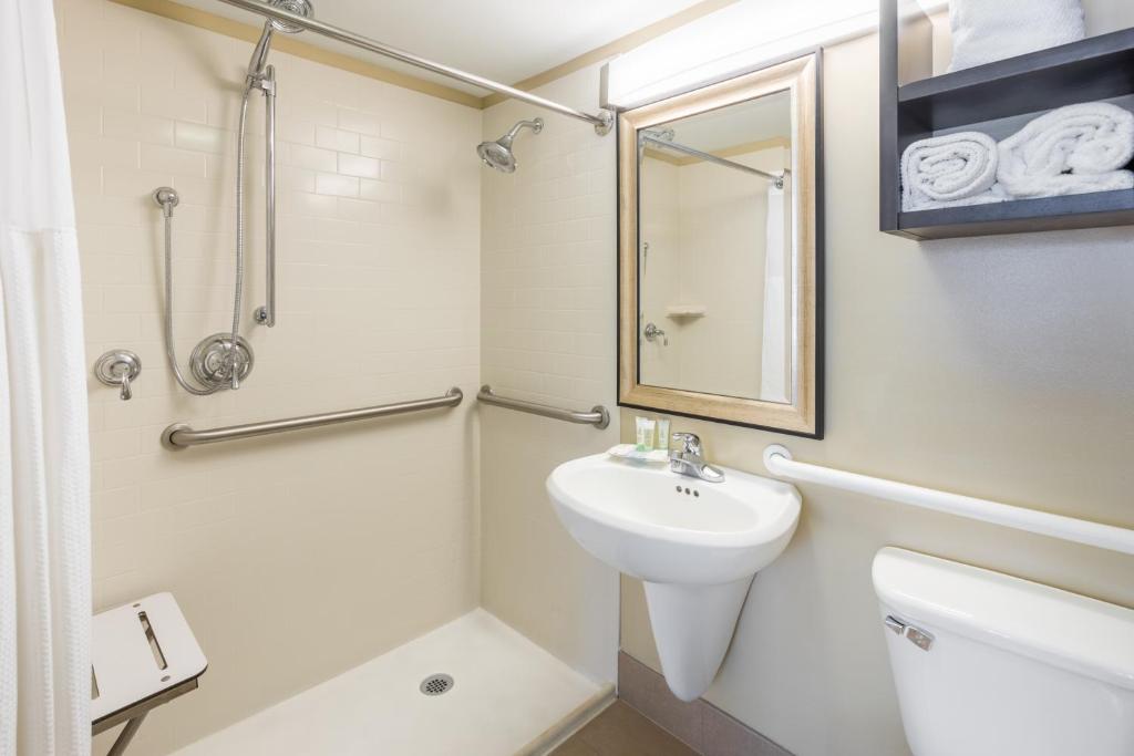 staybridge suites savannah historic district by ihg