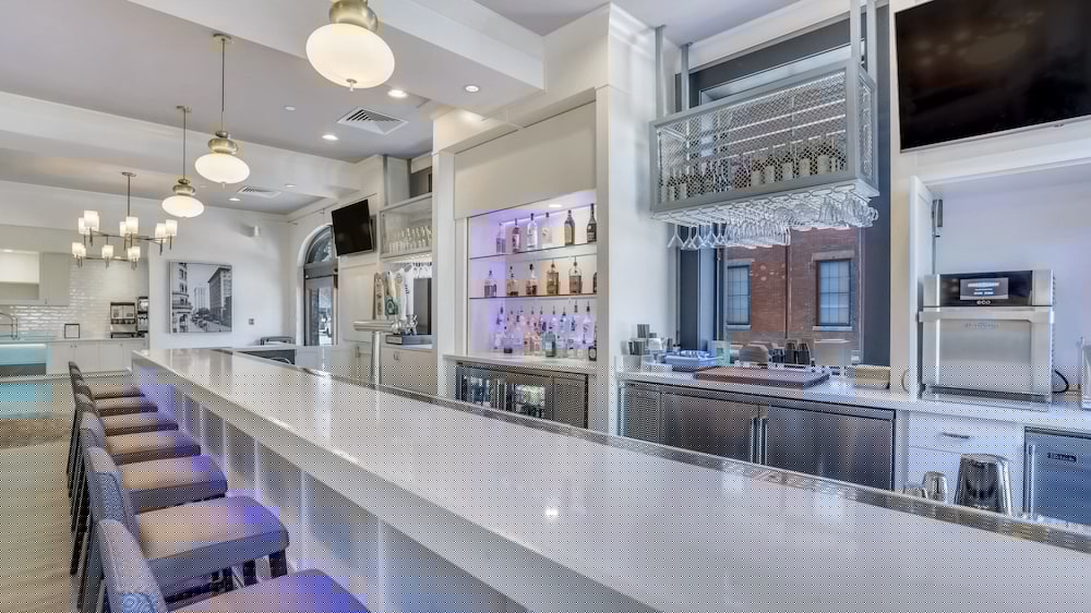 staybridge suites savannah historic district by ihg