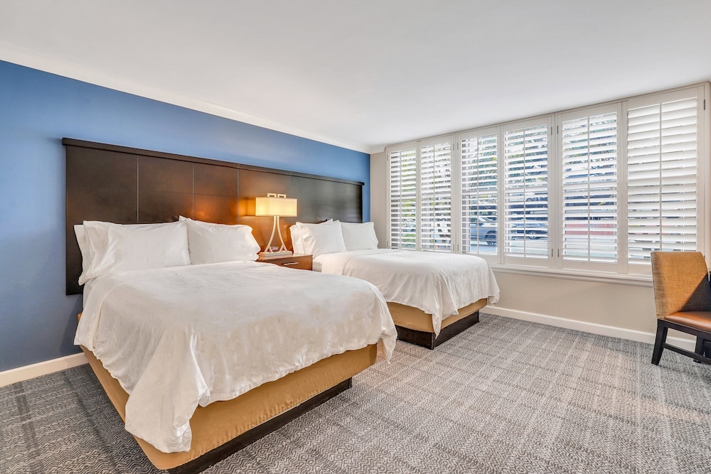 staybridge suites savannah historic district by ihg