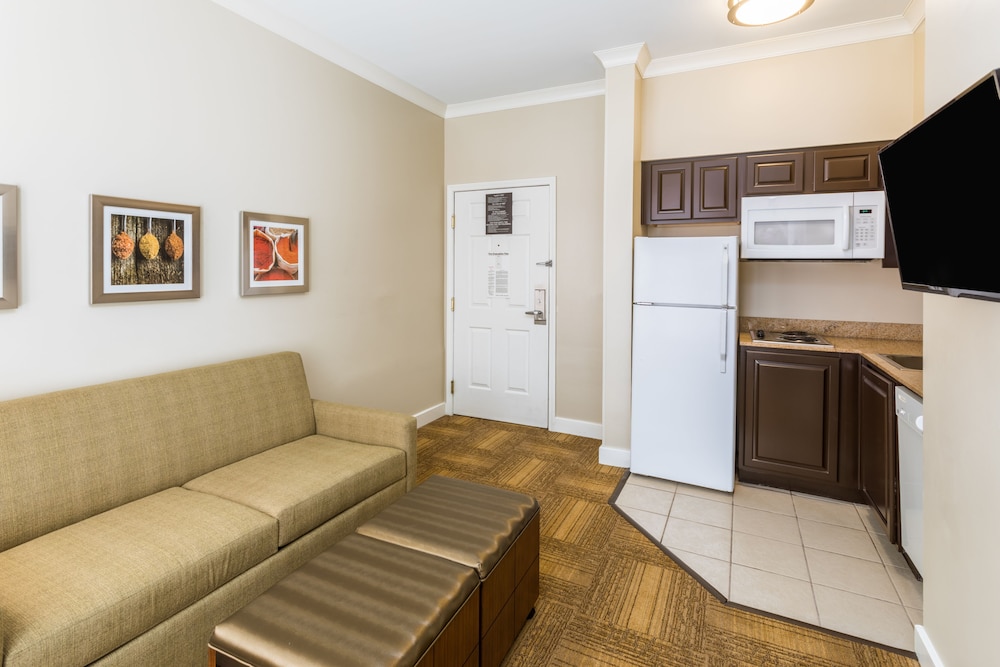 staybridge suites savannah historic district by ihg
