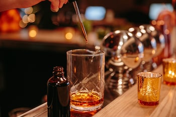 Hotel Indigo Boston Garden By Ihg,Downtown Boston>>Boston,4 star