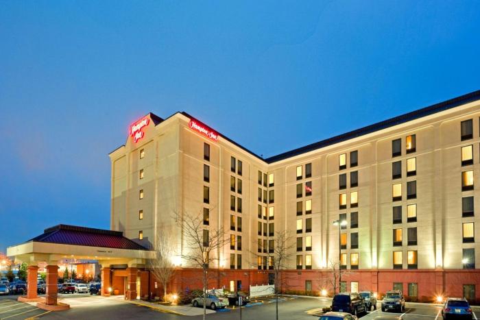 hampton inn boston logan airport
