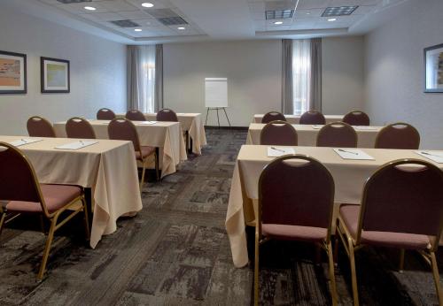 hampton inn boston logan airport