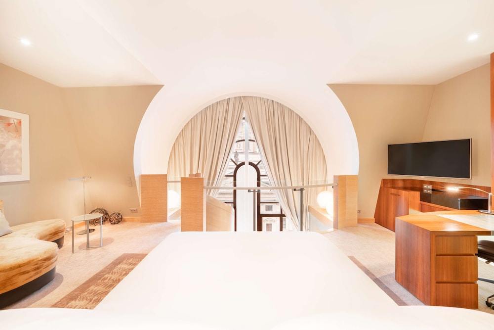 hilton berlin