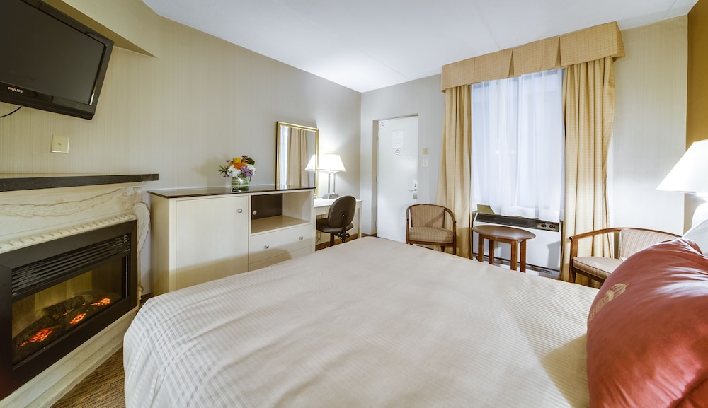 monte carlo inn toronto west suites