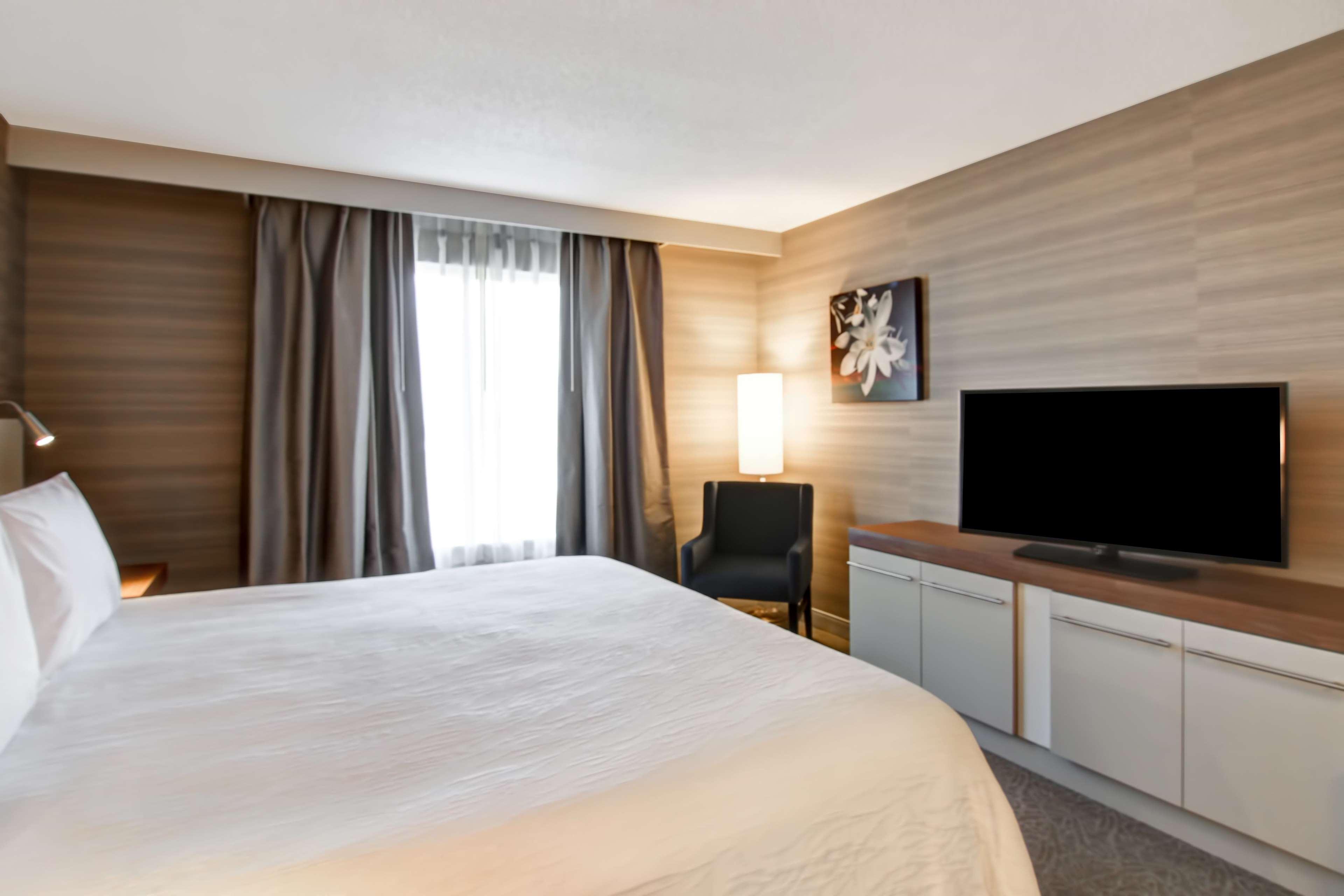 hilton garden inn toronto mississauga