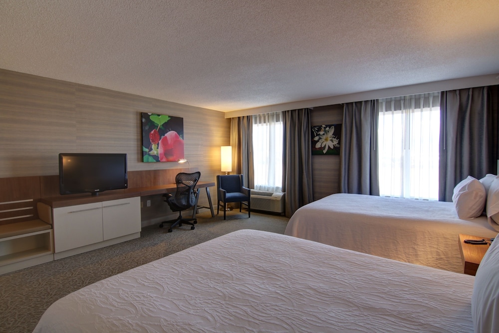 hilton garden inn toronto mississauga