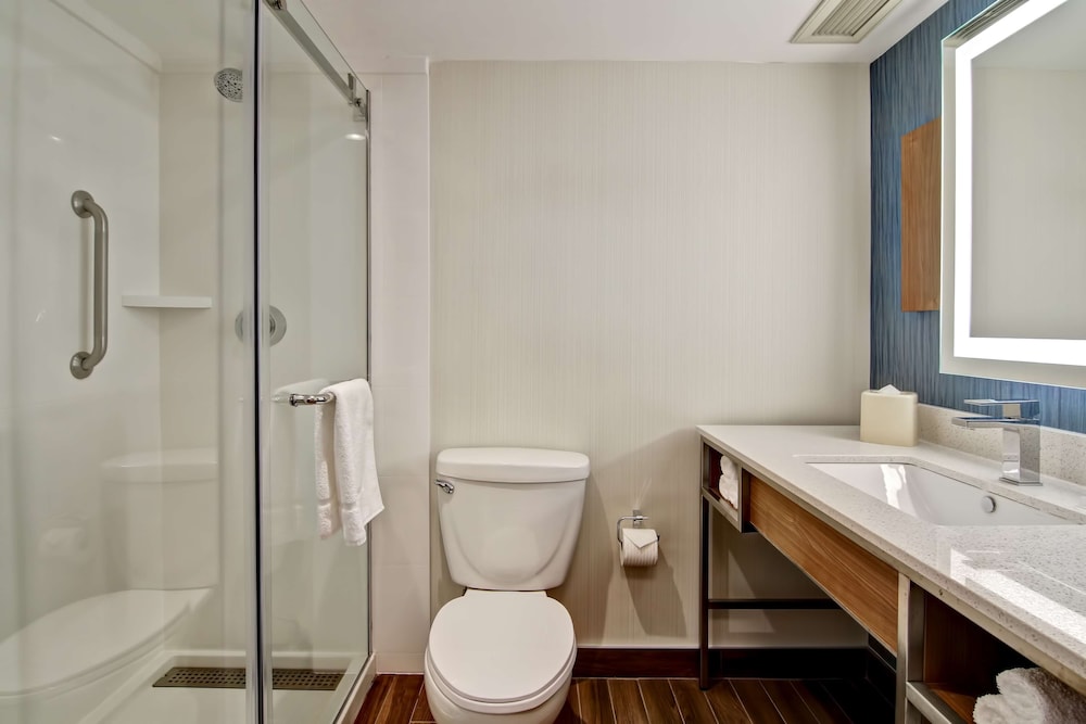 hilton garden inn toronto mississauga