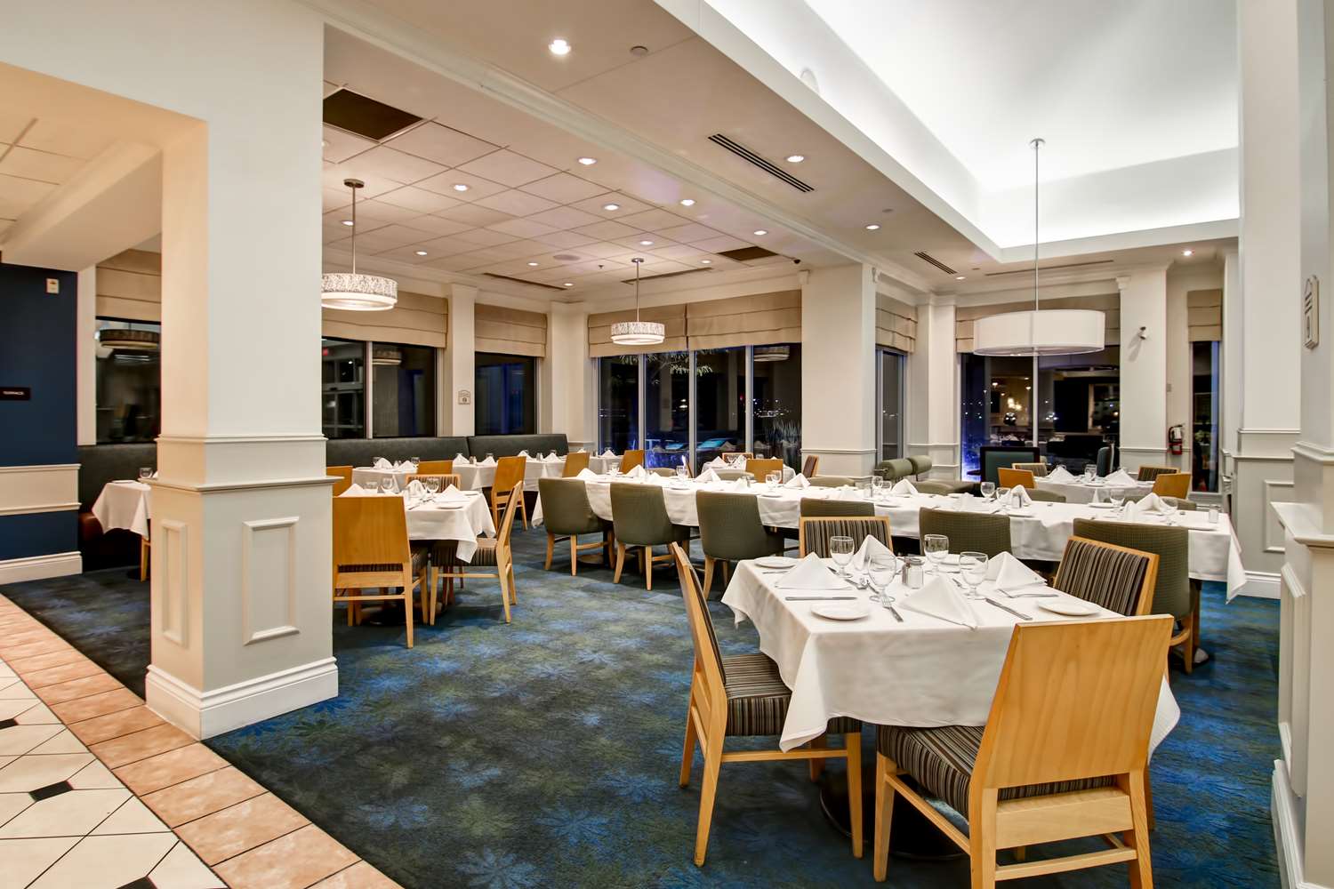 hilton garden inn toronto mississauga
