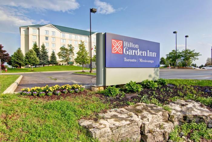 hilton garden inn toronto mississauga