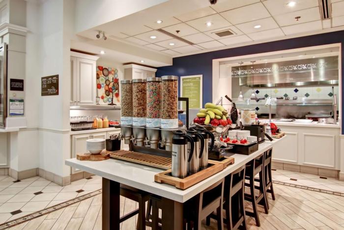 hilton garden inn toronto mississauga