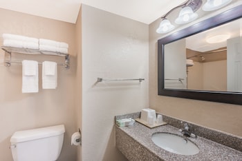 the inn at market square