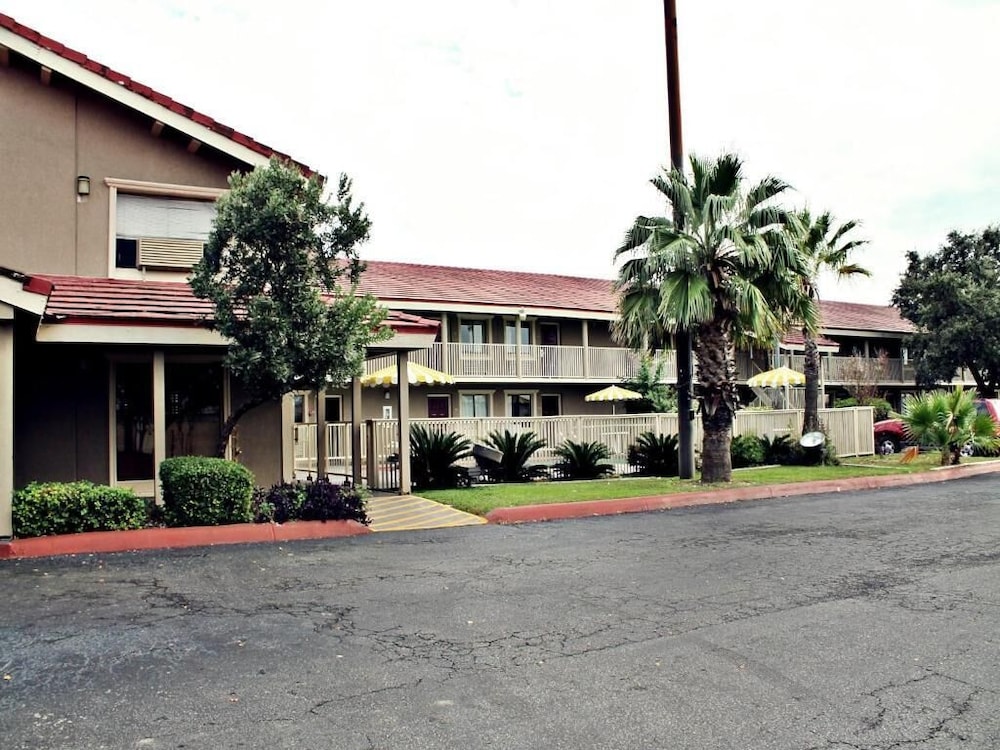 the inn at market square