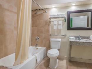 the inn at market square