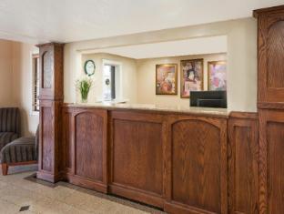 the inn at market square