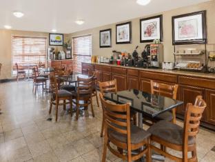 the inn at market square