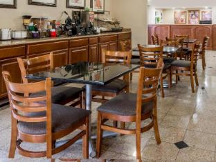 the inn at market square