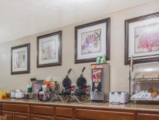 the inn at market square