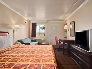 the inn at market square