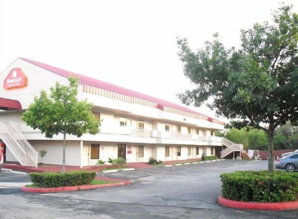 homegate studios and suites san antonio fiesta park