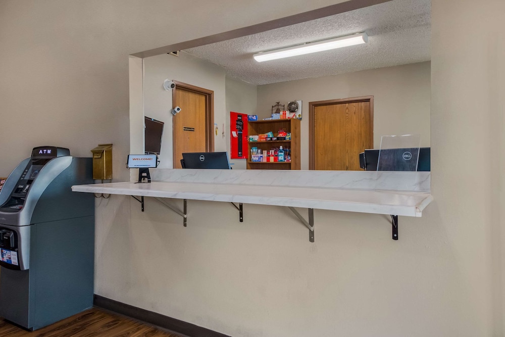 econo lodge san antonio near seaworld medical center