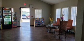 econo lodge san antonio near seaworld medical center