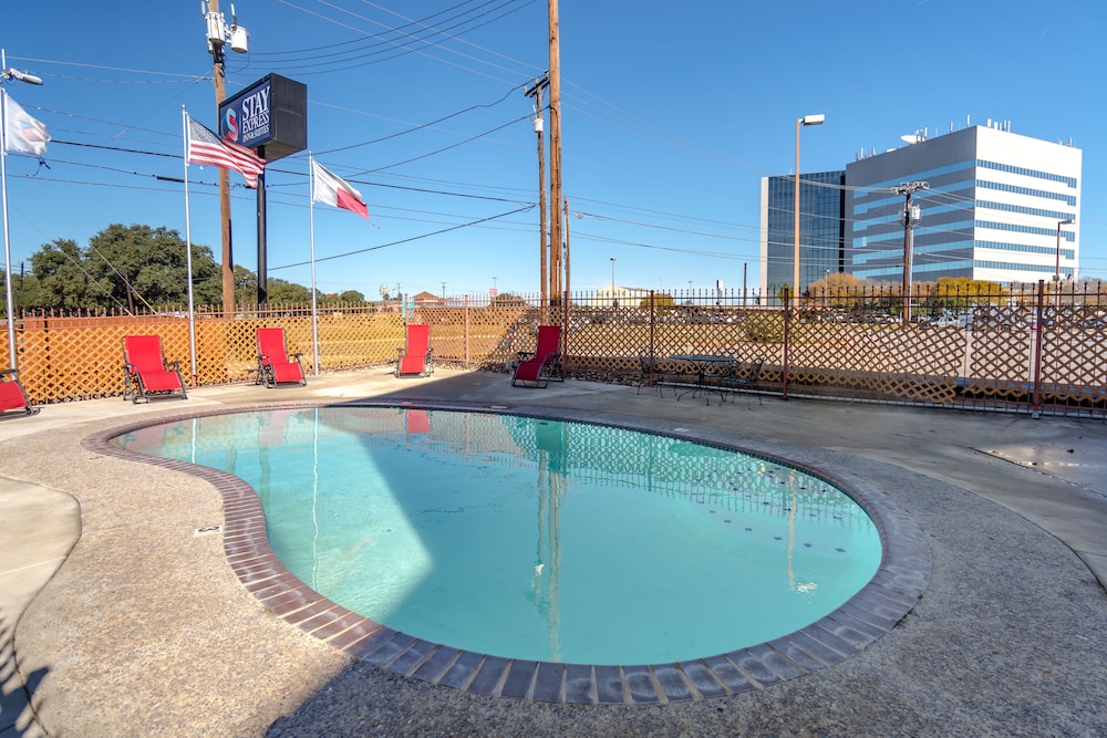 econo lodge san antonio near seaworld medical center