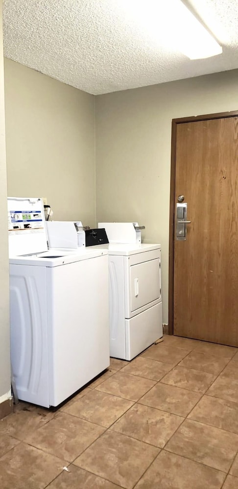 econo lodge san antonio near seaworld medical center