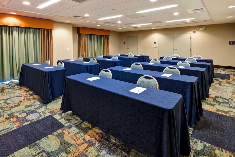 hampton inn and suites schererville