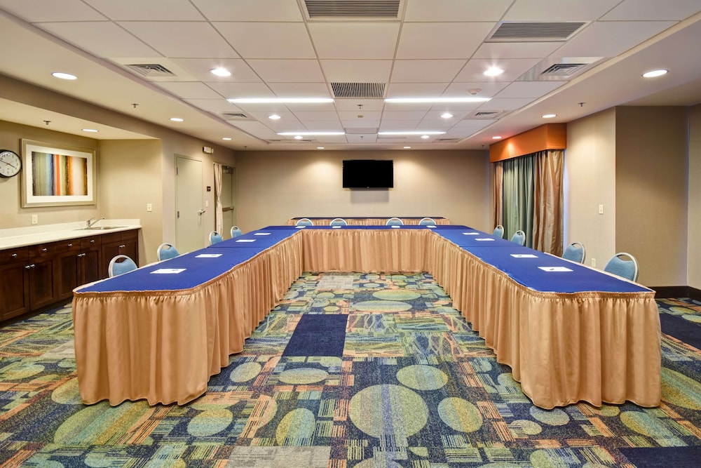 hampton inn and suites schererville