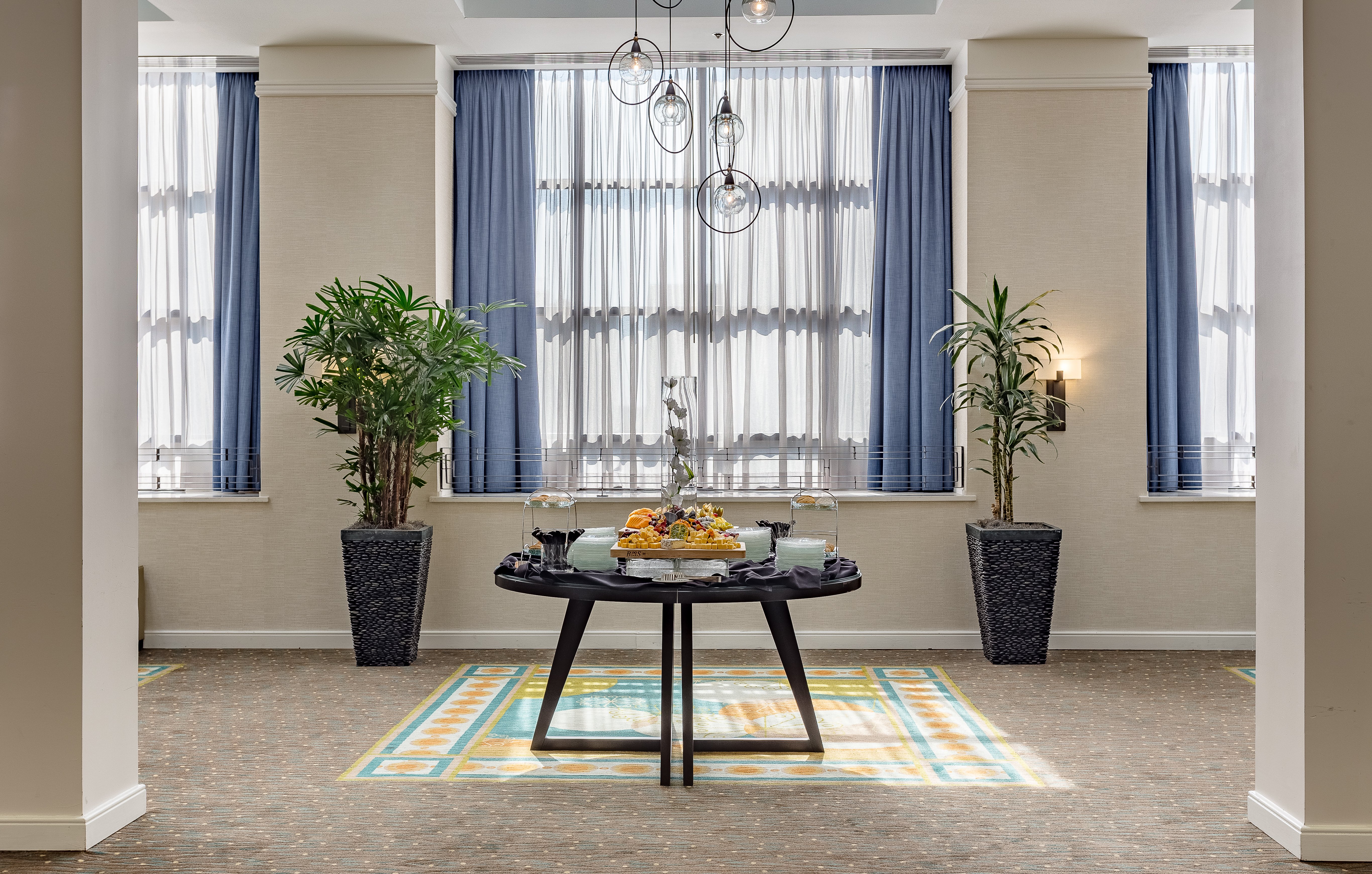 holiday inn san antonio riverwalk by ihg