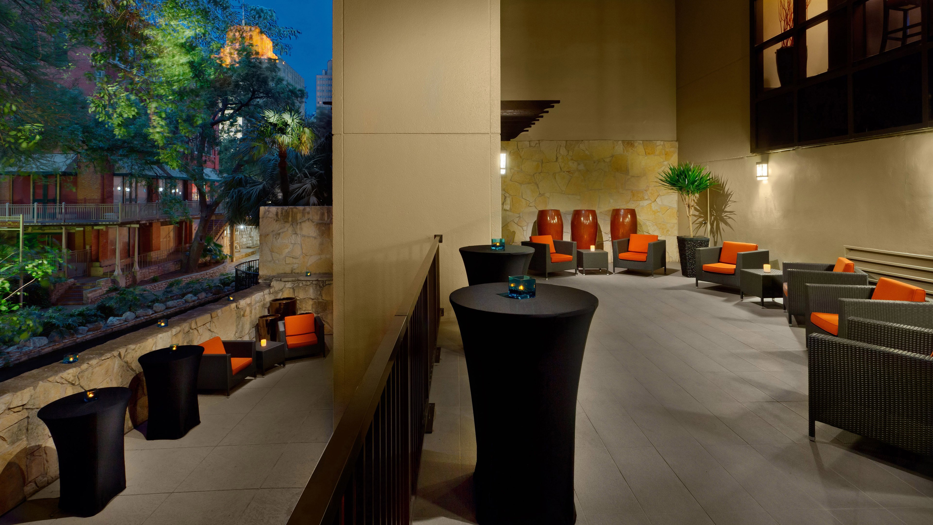 holiday inn san antonio riverwalk by ihg