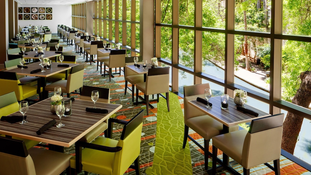 holiday inn san antonio riverwalk by ihg