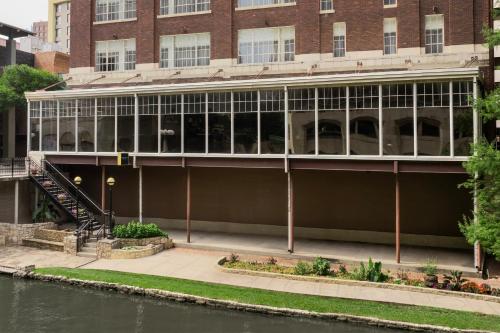 homewood suites by hilton san antonio riverwalk downtown