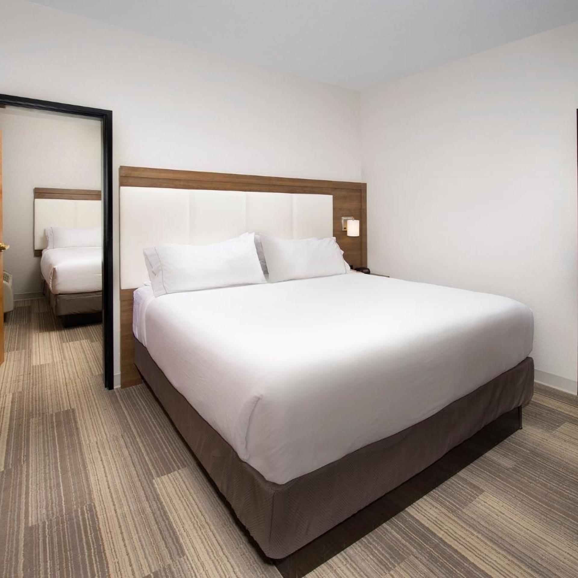holiday inn express hotel and suites san antonio downtown market area