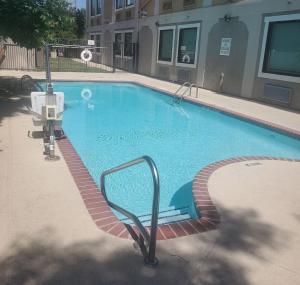 holiday inn express hotel and suites san antonio downtown market area