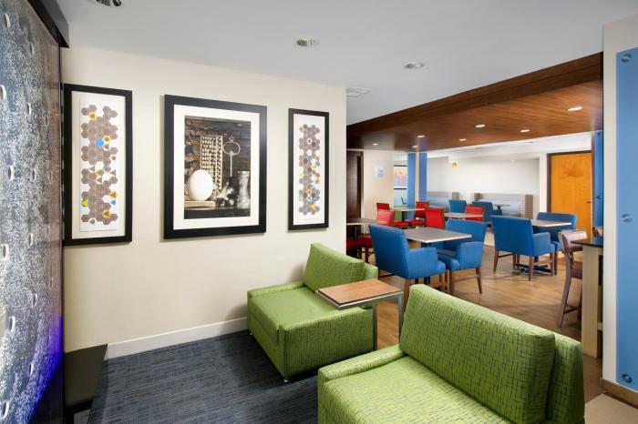 holiday inn express hotel and suites san antonio downtown market area