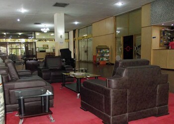 mg way hotelasaba