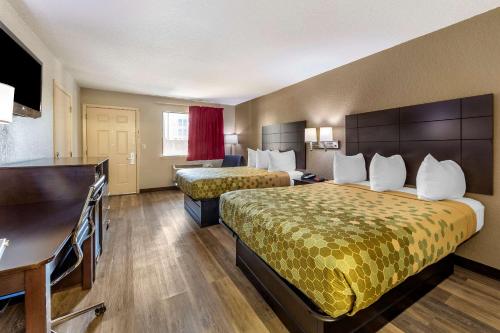 econo lodge near lackland air force base seaworld