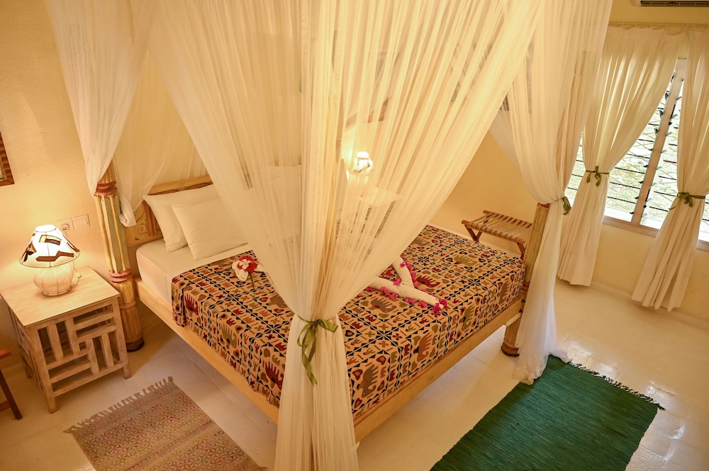 lions house luxury villa