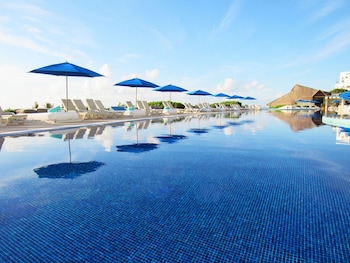 live aqua cancun adults only all inclusive