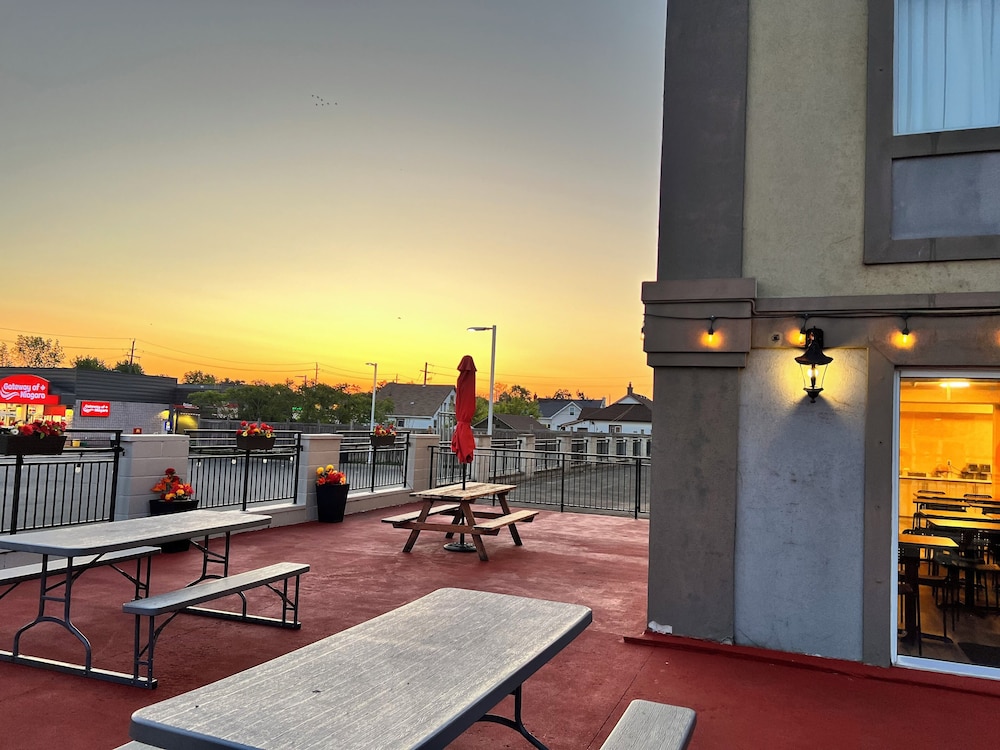 glengate hotel and suites