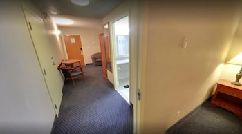days inn suites by wyndham by the falls