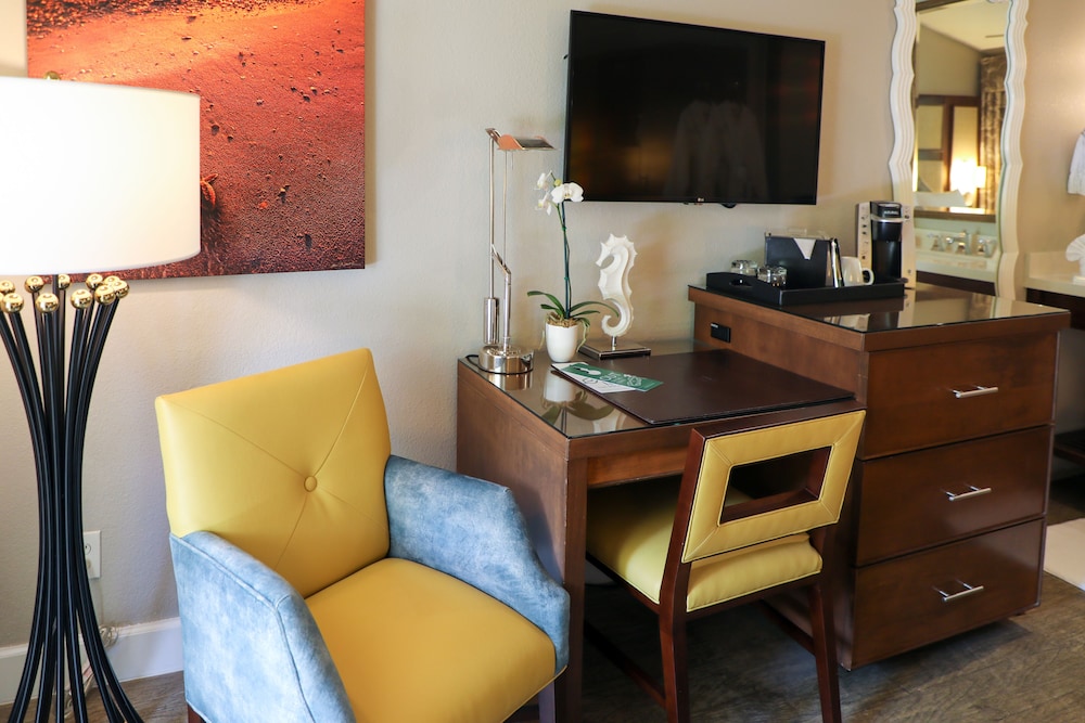 almond tree inn hotel adults only