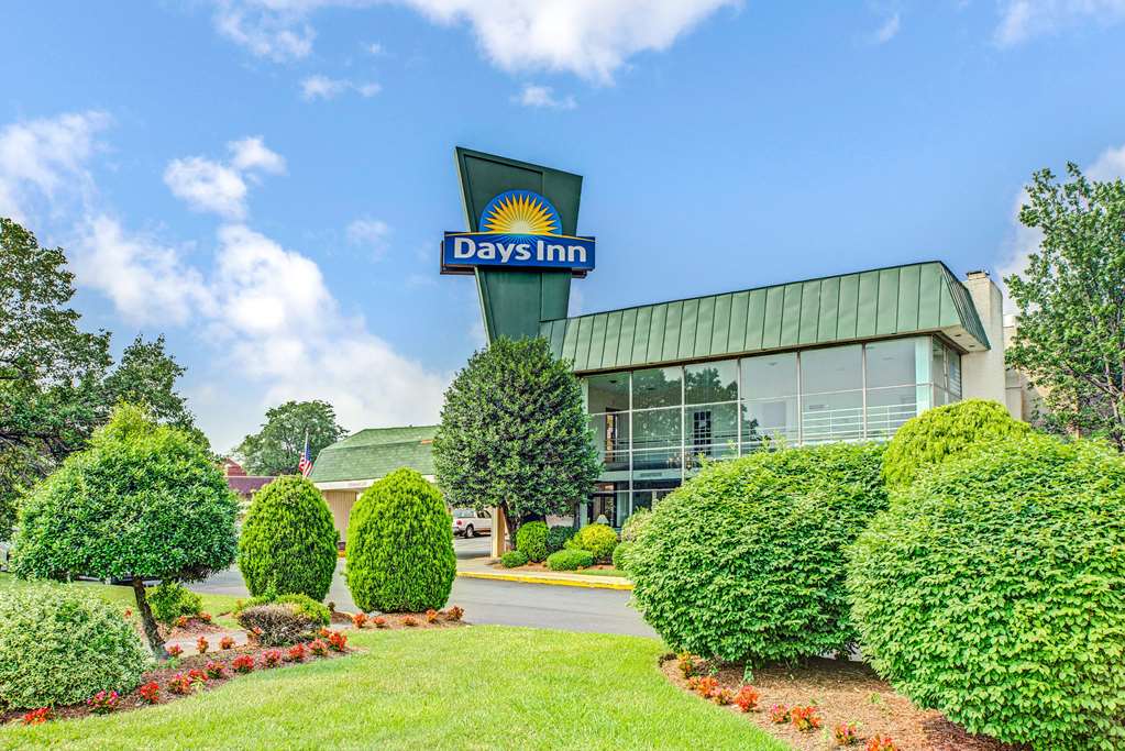 days inn by wyndham arlington washington dc