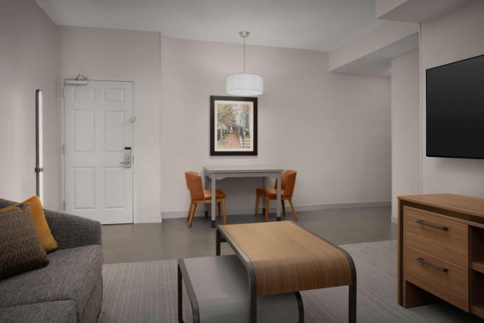 homewood suites by hilton alexandria pentagon south